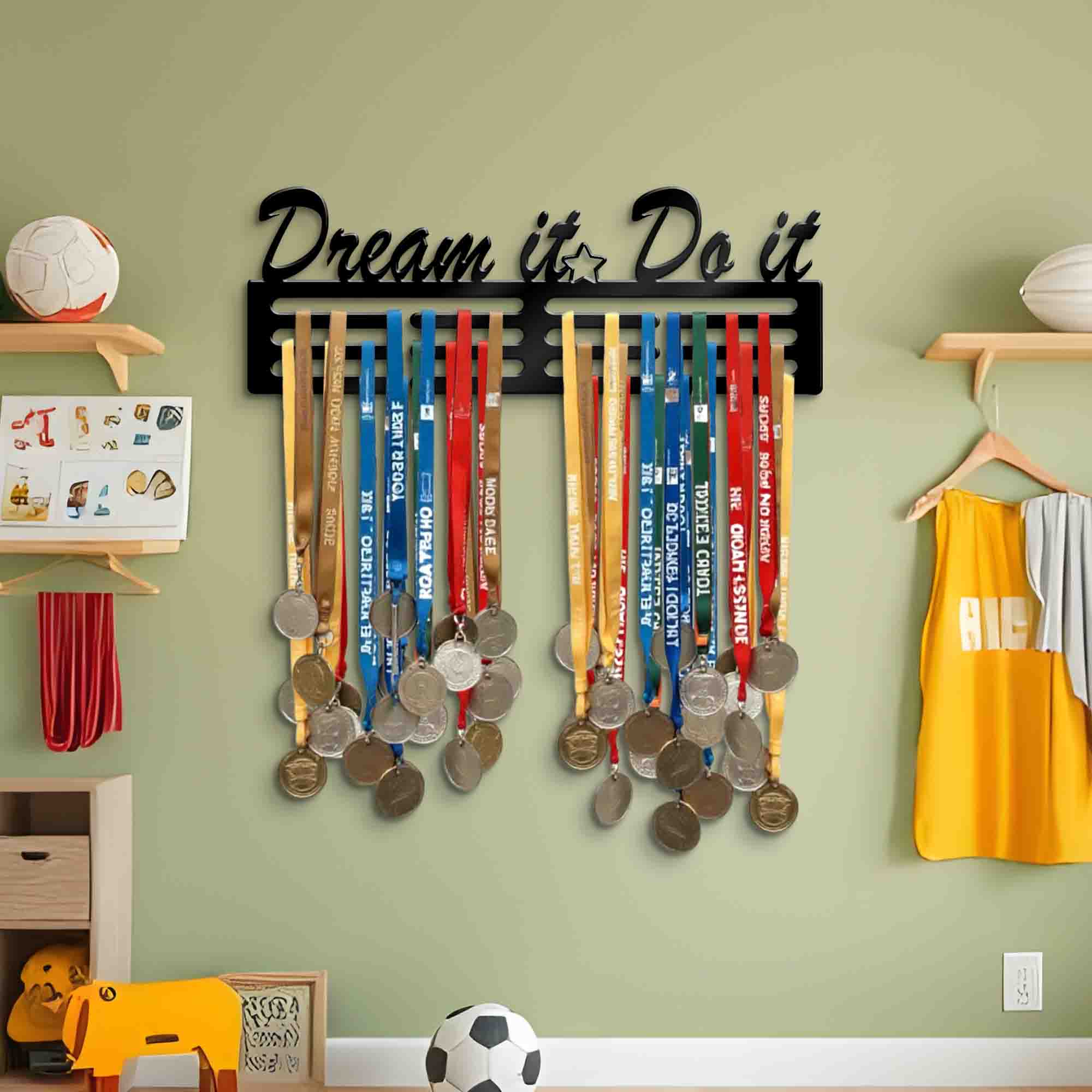 Dream it Do it Medal Organizer - Wall Medals Hanging Sign - Cursive Written Quotes Hanger - Three Rack Medal Hanger